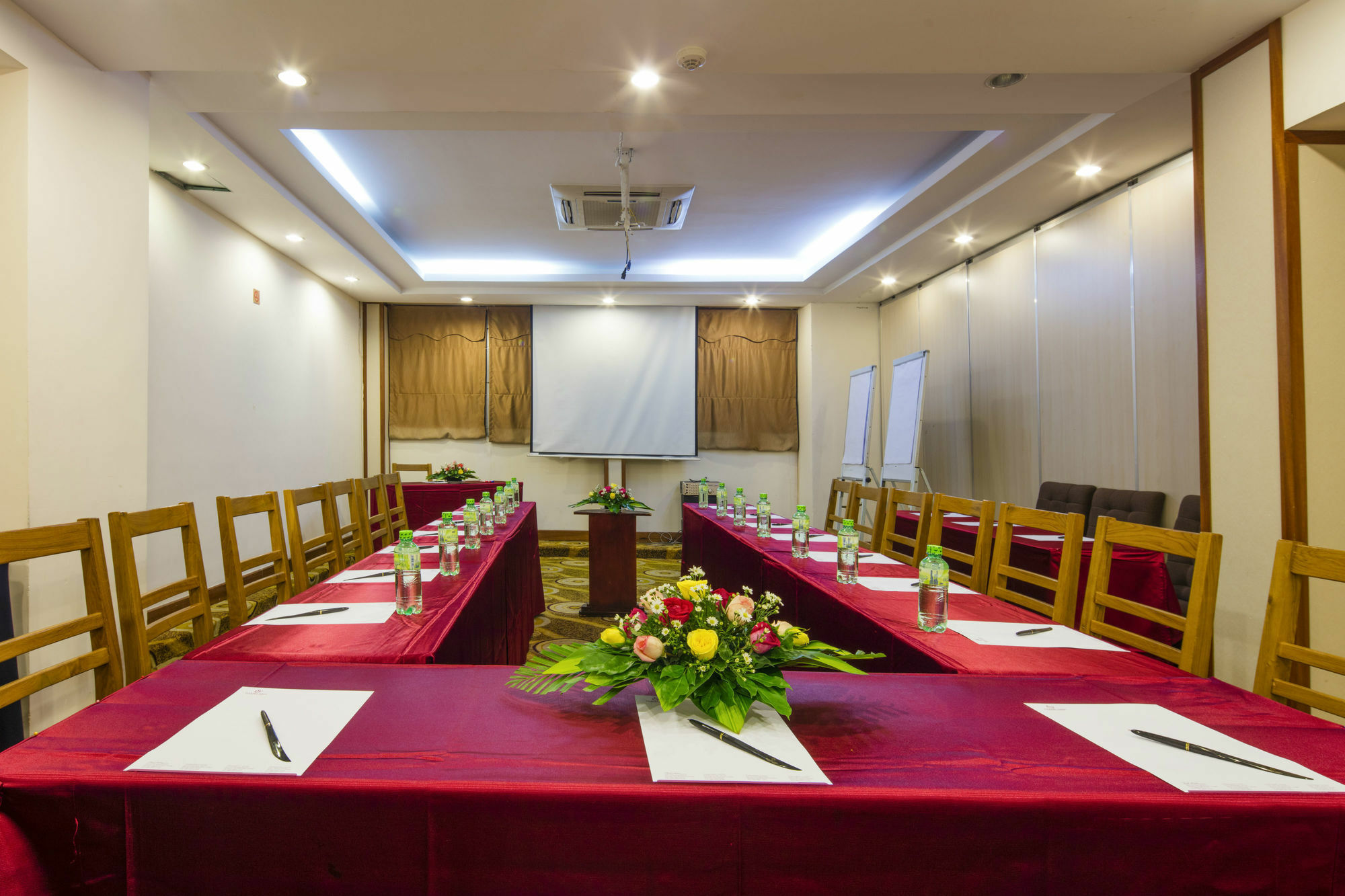 Ttc Hotel - Tan Binh Hô Chi Minh-Ville Extérieur photo